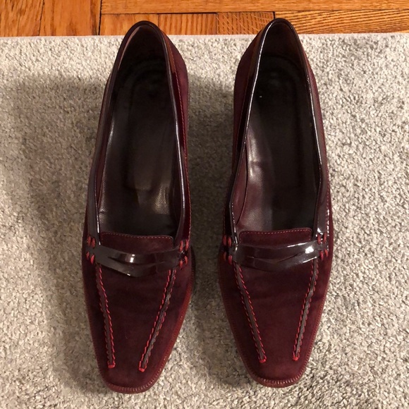 Burgundy Tods Heeled Loafers - Picture 2 of 5